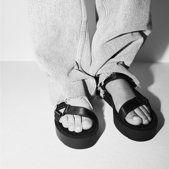 Zara Black Strappy Sandals Teva Style - Picture 2 of 7